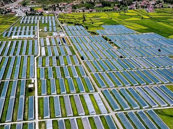 川西高原蔬果種植,如何破解寒冷挑戰?地熱供暖成新解!-地大熱能 川西高原蔬果種植,如何破解寒冷挑戰?地熱供暖成新解!-地大熱能